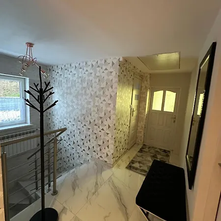 Pod Skalka Apartment Sromowce Wyzne
